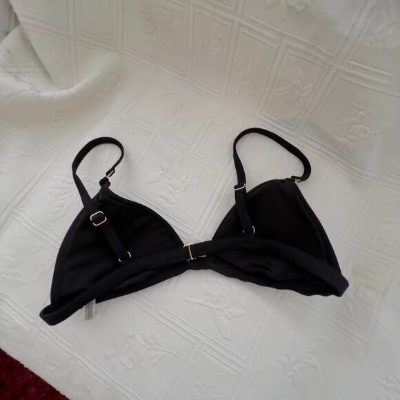 Victoria Secret V hardware Triangle swim top new sz L Black - Picture 2 of 4